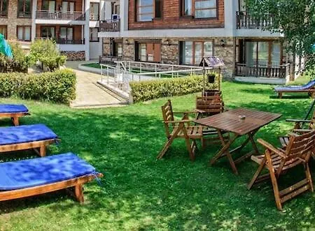 Cosy 3-Bedroom Top Floor Maisonette In Predela 2 반스코