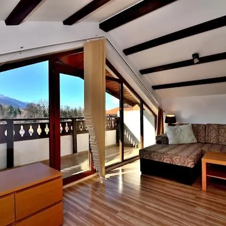 Cosy 3-Bedroom Top Floor Maisonette In Predela 2 반스코