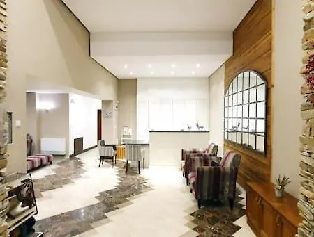 Apartment Cosy 3-Bedroom Top Floor Maisonette In Predela 2